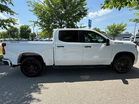 Used 2024 Chevrolet Silverado 1500 Custom w/ Turbomax Blackout Package AWD/4WD image 6