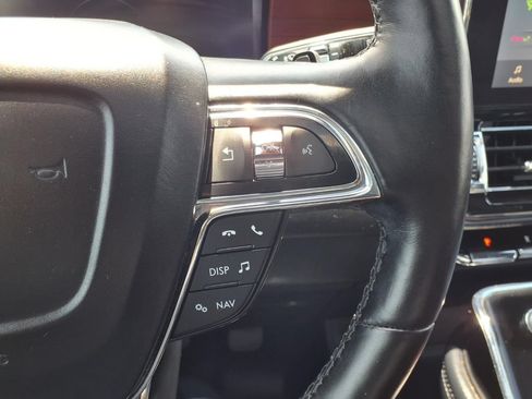Used 2020 Lincoln Navigator Reserve AWD/4WD image 19