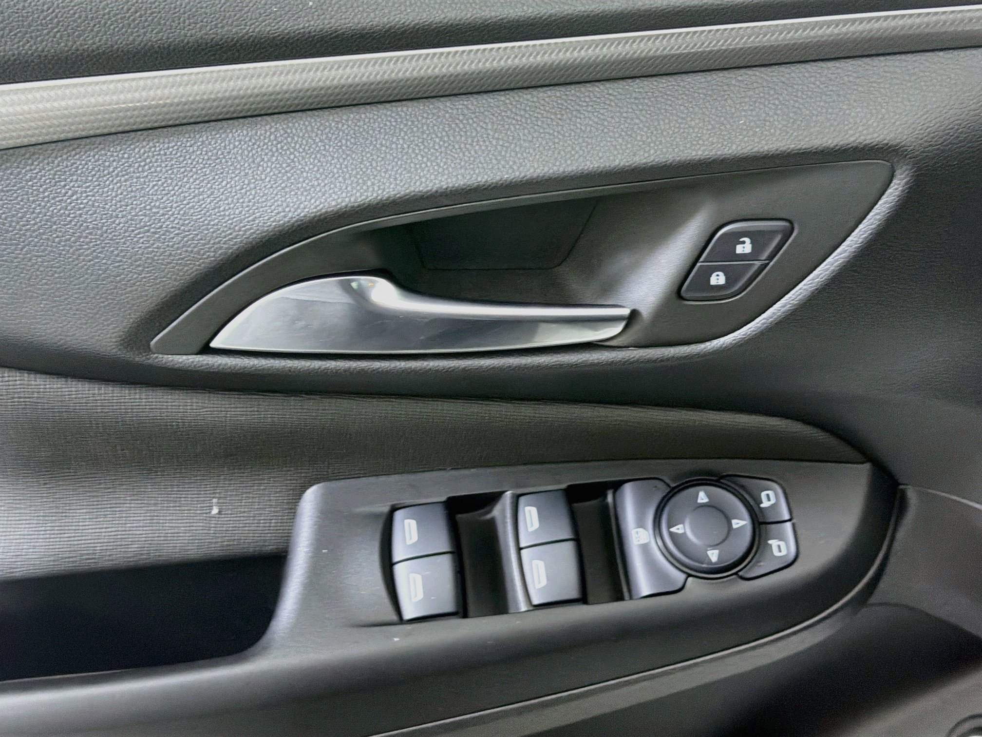 Used 2025 Buick Envista Avenir FWD image 15