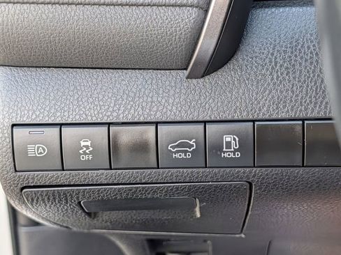 Used 2024 Toyota Camry SE FWD image 23