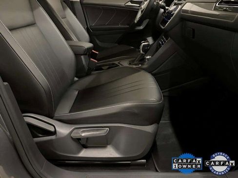 Used 2023 Volkswagen Tiguan SE w/ Panoramic Sunroof Package image 91