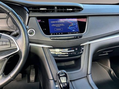 Used 2023 Cadillac XT5 Premium Luxury image 6