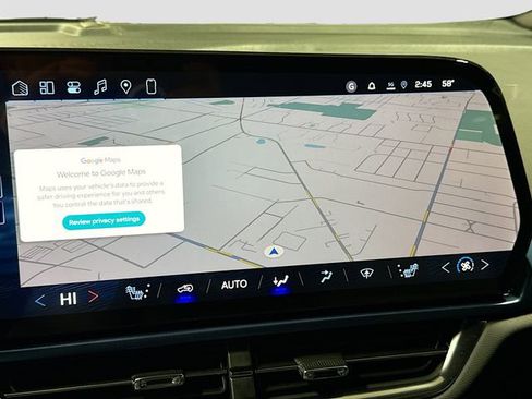 New 2026 Chevrolet Equinox EV LT image 16