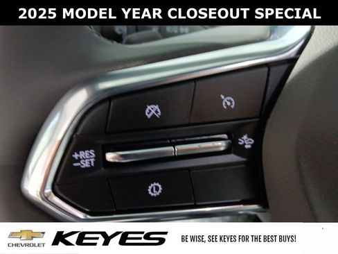 New 2025 Chevrolet Suburban Premier image 28