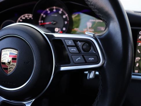Used 2019 Porsche Panamera 4 image 43