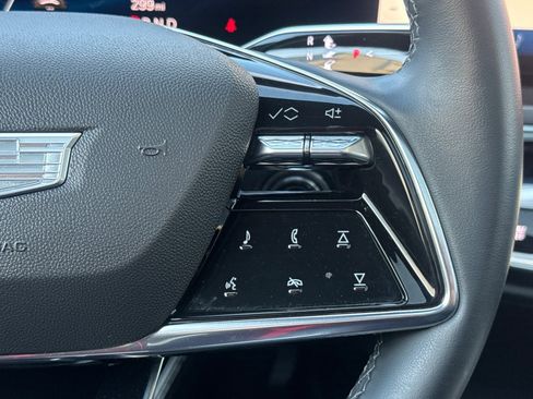 Certified 2024 Cadillac Lyriq Tech w/ Driver Assist Package image 34