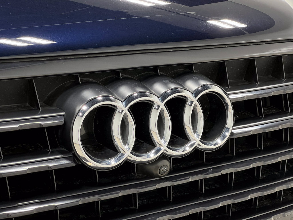 Used 2017 Audi Q7 3.0T Prestige AWD/4WD image 45