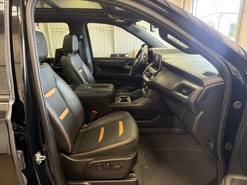 Used 2024 GMC Yukon XL AT4 AWD/4WD image 26