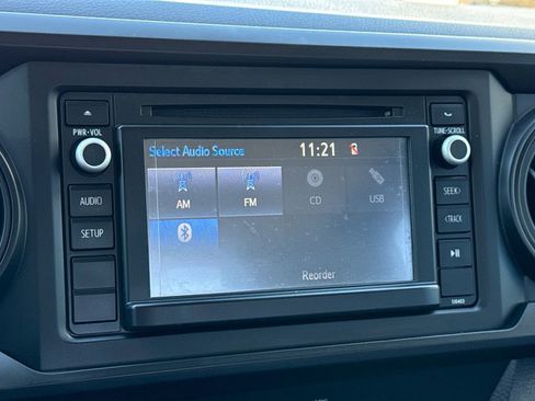 Used 2019 Toyota Tacoma SR image 23