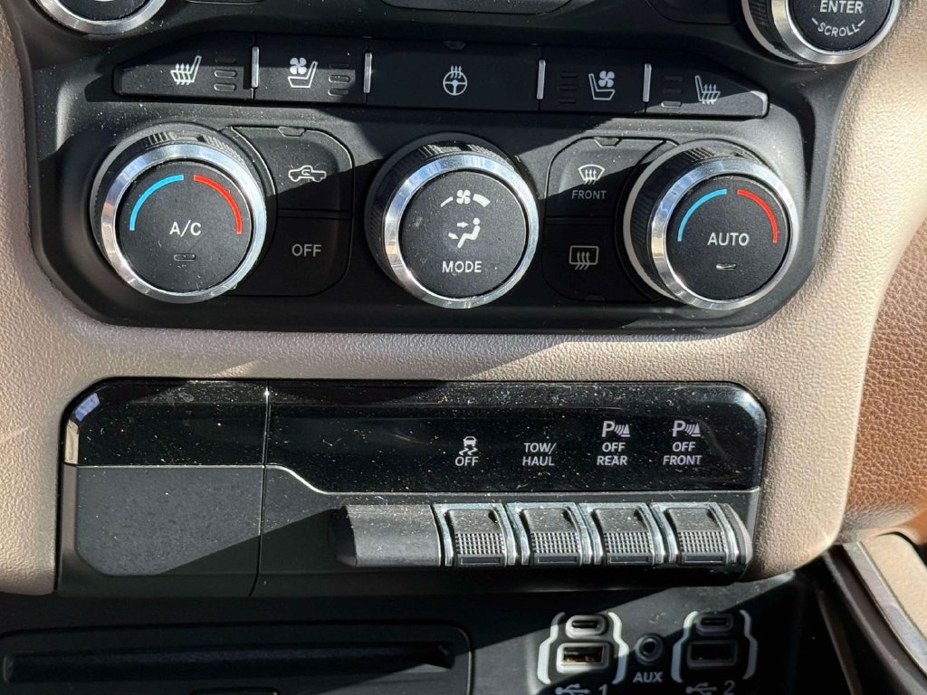 Used 2019 RAM 1500 Laramie AWD/4WD image 26