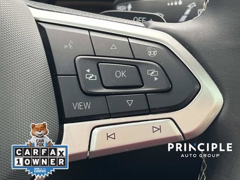 Used 2024 Volkswagen Atlas Cross Sport SE w/ Panoramic Sunroof Package FWD image 22