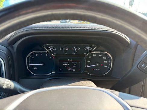 Used 2022 GMC Sierra 1500 SLT w/ SLT Premium Plus Package AWD/4WD image 19