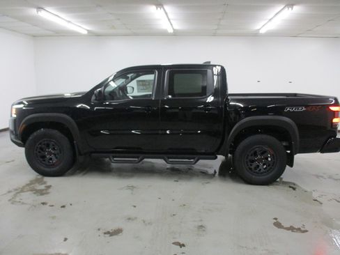 New 2026 Nissan Frontier SV w/ SV Convenience Package image 9