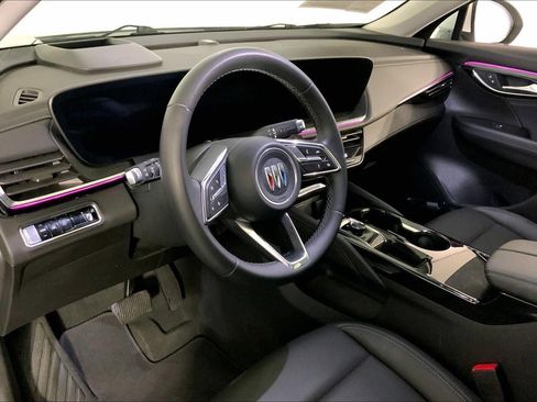 Used 2025 Buick Envision Preferred image 17