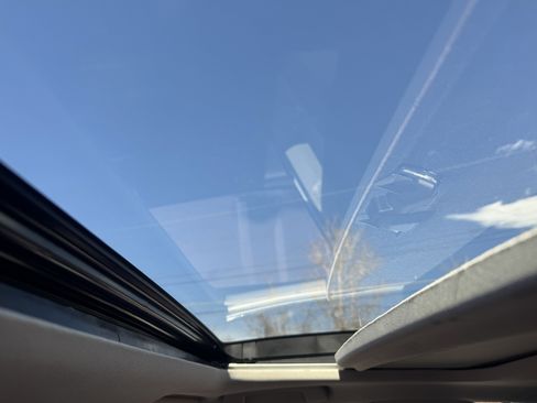 Used 2024 Honda Civic EX-L image 30