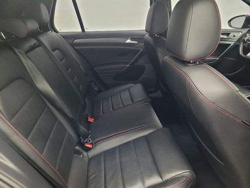 Used 2020 Volkswagen GTI SE image 18