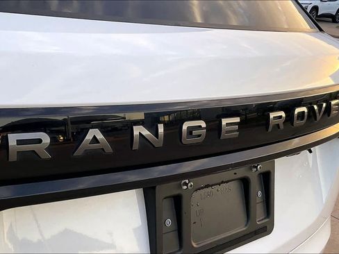 Used 2019 Land Rover Range Rover Velar R-Dynamic SE image 30