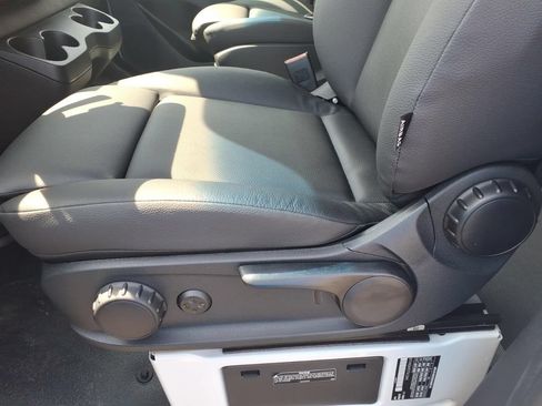 Used 2026 Mercedes-Benz Sprinter 2500 image 15