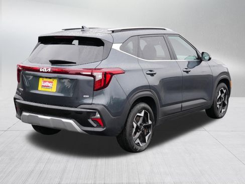 Used 2024 Kia Seltos EX AWD/4WD image 7
