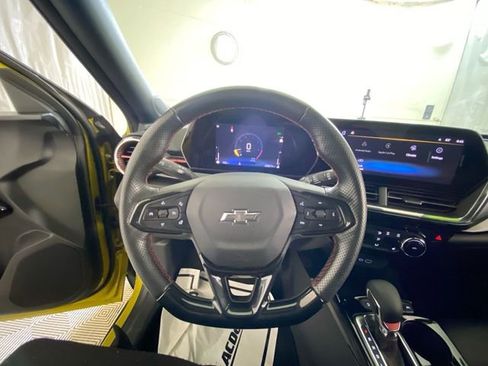 Used 2024 Chevrolet Trax RS w/ Driver Confidence Package image 34