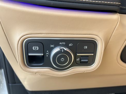 Certified 2025 Mercedes-Benz G 63 AMG 4MATIC image 17