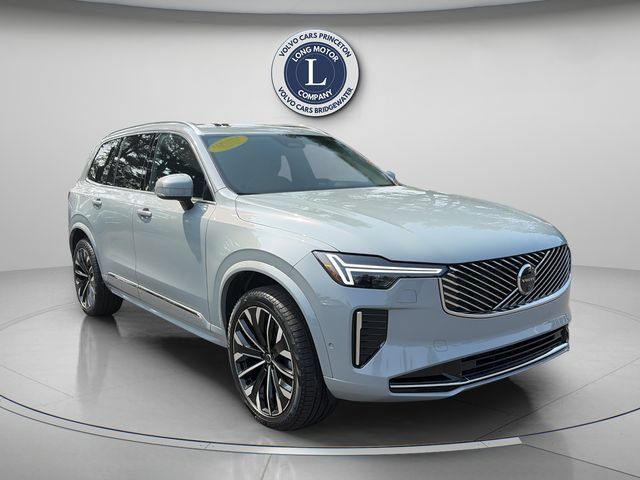 Certified 2026 Volvo XC90 B6 Plus AWD/4WD image 12
