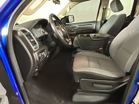 Used 2019 RAM 1500 Big Horn AWD/4WD image 11