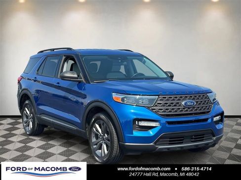 Used 2021 Ford Explorer XLT w/ Equipment Group 202A AWD/4WD image 1