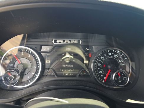 Used 2021 RAM 1500 Big Horn AWD/4WD image 4