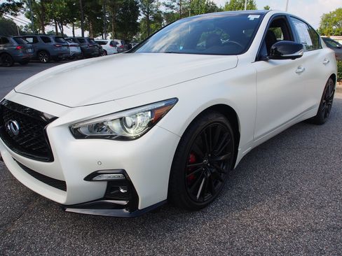 Used 2021 INFINITI Q50 Red Sport 400 AWD/4WD image 4