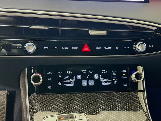 New 2027 Genesis GV70 3.5T Prestige AWD/4WD image 14