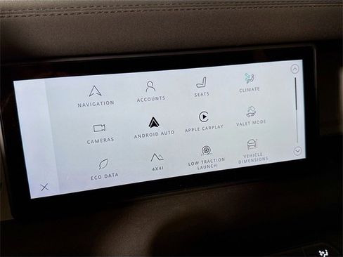 Certified 2022 Land Rover Defender 110 SE image 15