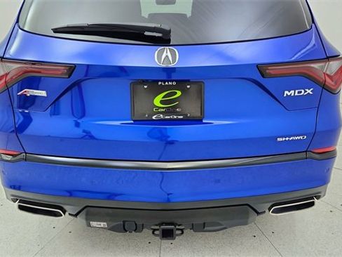 Used 2025 Acura MDX A-Spec image 11