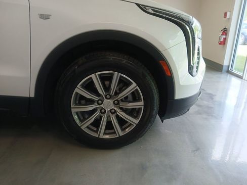 Certified 2023 Cadillac XT4 Sport w/ Cold Weather Package AWD/4WD image 7