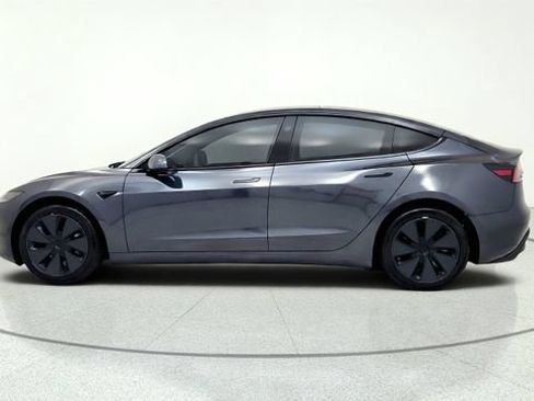 Used 2025 Tesla Model 3 RWD image 5