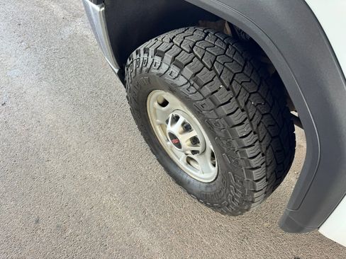 Used 2020 GMC Sierra 2500 4x4 Crew Cab w/ Convenience Package image 29