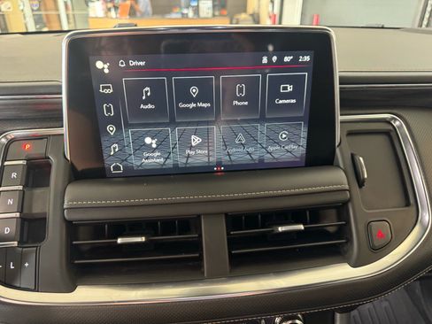 Used 2022 GMC Yukon XL SLT AWD/4WD image 24