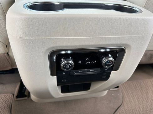 New 2026 GMC Yukon Denali RWD image 40