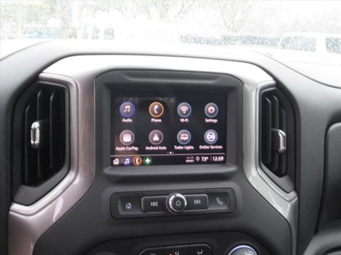 Used 2025 Chevrolet Silverado 1500 Custom image 20