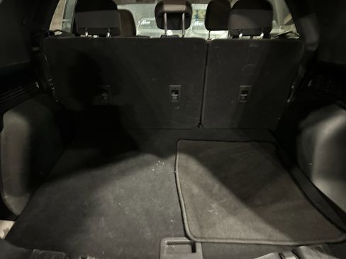 Used 2022 Ford Escape SE image 9