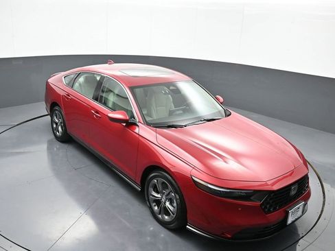 Certified 2024 Honda Accord EX-L image 35