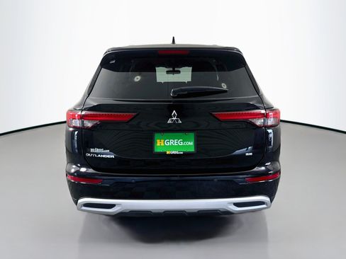 Used 2024 Mitsubishi Outlander SE FWD image 8