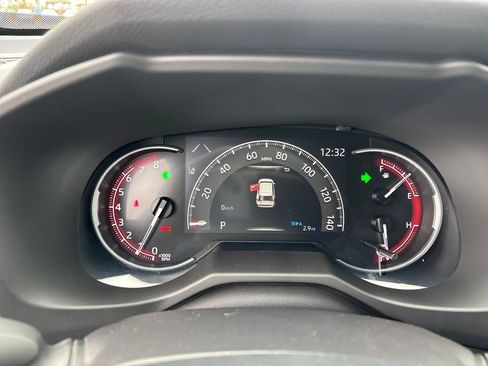 New 2025 Toyota RAV4 LE image 15