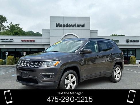 Used 2019 Jeep Compass Latitude w/ Popular Equipment Group AWD/4WD image 1