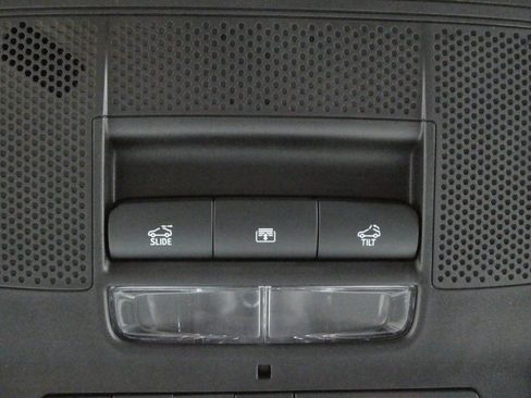 New 2025 GMC Acadia AT4 w/ Luxury Package image 21