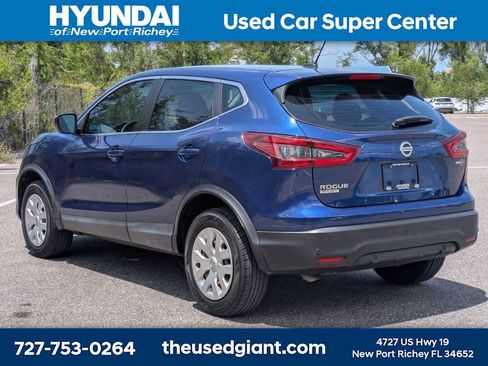 Used 2020 Nissan Rogue Sport S FWD image 3