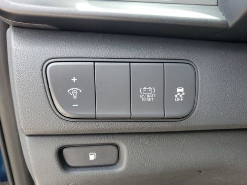 Used 2019 Kia Niro LX FWD image 11