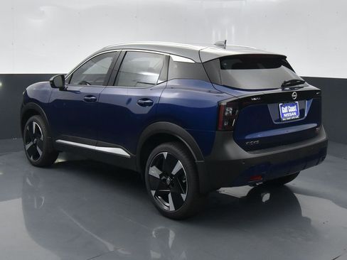 Certified 2025 Nissan Kicks SR image 18