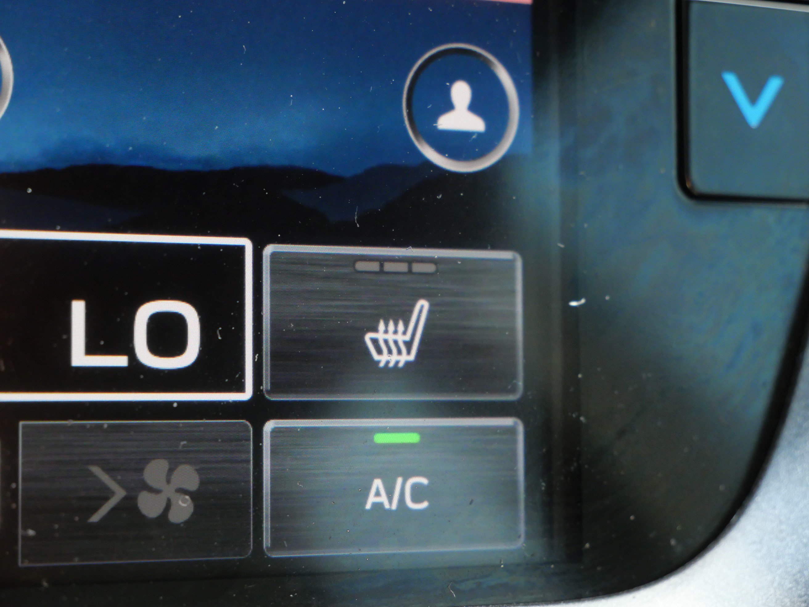 Used 2022 Subaru Outback Wilderness AWD/4WD image 33