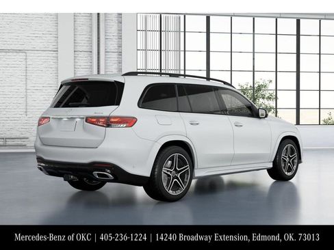 New 2026 Mercedes-Benz GLS 450 4MATIC image 21